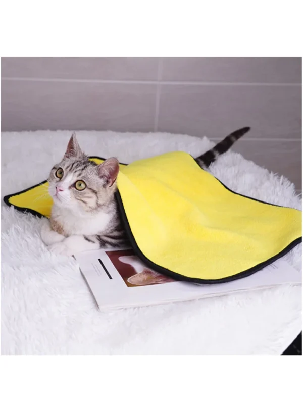 Soft Coral Velvet Dog Towels – Quick-Drying & Absorbent Pet Towel - Image 5